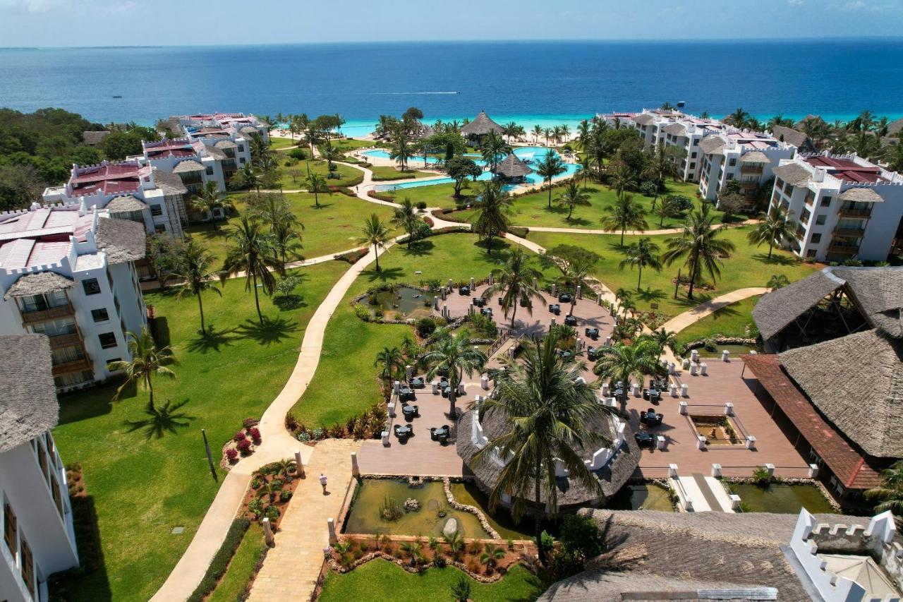 Royal Zanzibar Beach Resort Nungwi Esterno foto