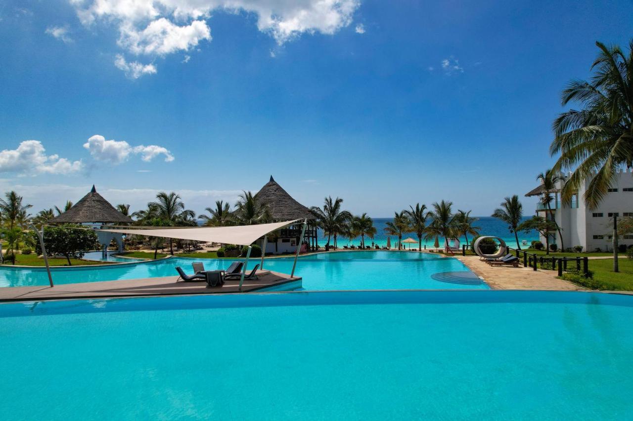 Royal Zanzibar Beach Resort Nungwi Esterno foto