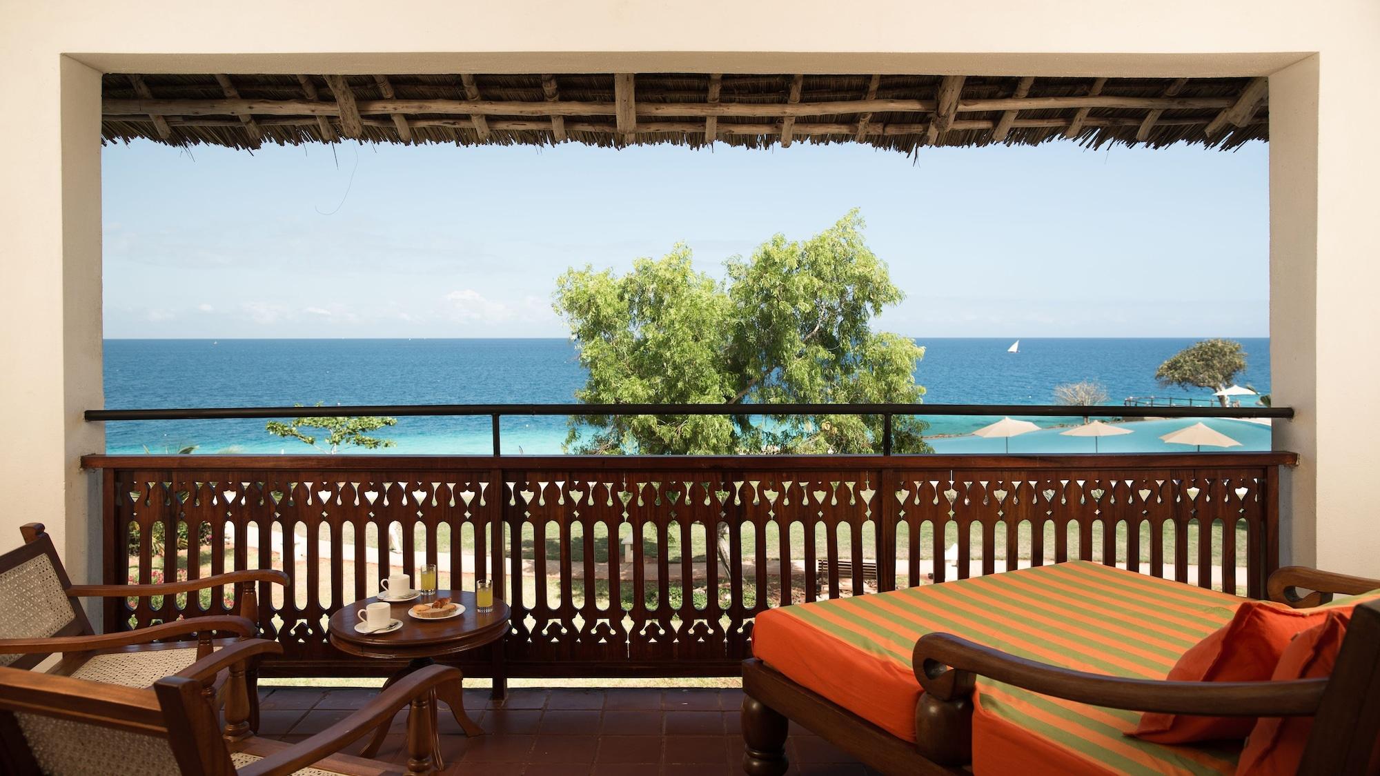 Royal Zanzibar Beach Resort Nungwi Esterno foto